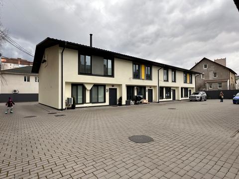 будинок за адресою Зарічанська вул.