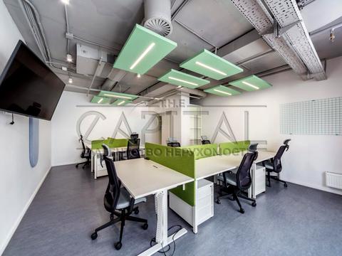 комерційна за адресою Паньківська вул., 14