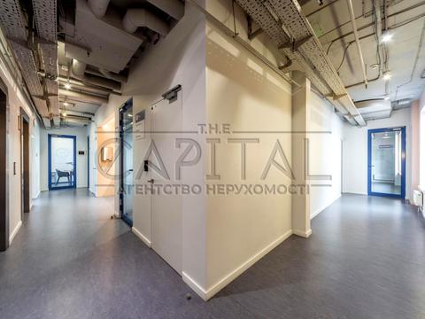 комерційна за адресою Паньківська вул., 14