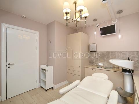 комерційна за адресою Олександра Кониського вул., 62