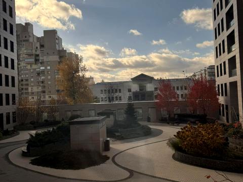 комерційна за адресою Берестейський просп. (Перемоги), 42