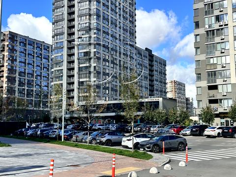 квартира за адресою Олександра Олеся вул., 9-А