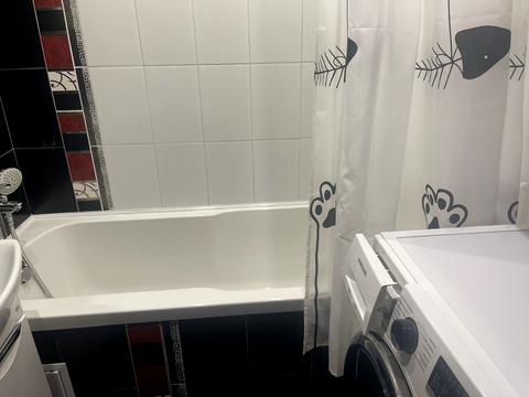 квартира по адресу Драгоманова ул., 20-А