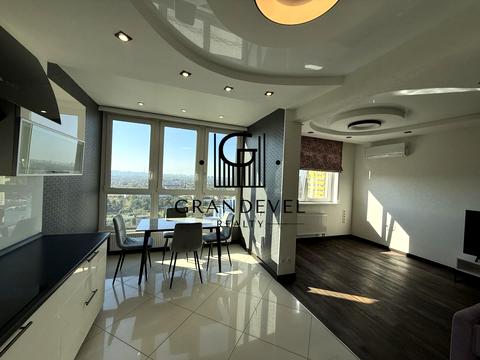 квартира за адресою Воскресенська вул., 14-Б