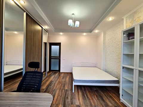 квартира за адресою Київ, В'ячеслава Чорновола вул., 27