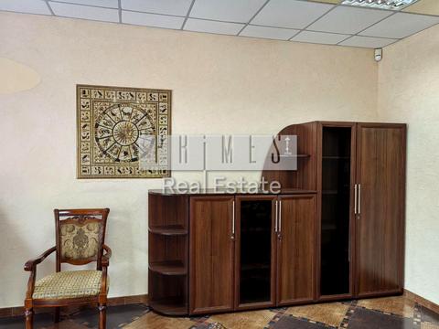 комерційна за адресою Оболонська набережна вул., 19