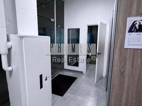 комерційна за адресою Героїв полку "Азов" вул. (Маршала Малиновського), 19