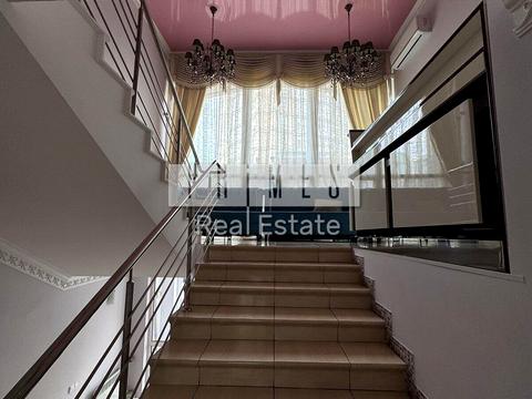 коммерческая по адресу Владимира Ивасюка просп. (Героїв Сталінграду), 4-А