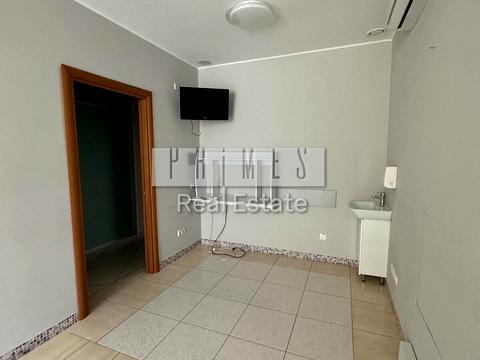 коммерческая по адресу Владимира Ивасюка просп. (Героїв Сталінграду), 4-А