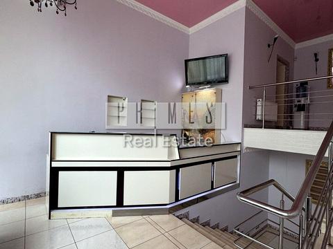 коммерческая по адресу Владимира Ивасюка просп. (Героїв Сталінграду), 4-А