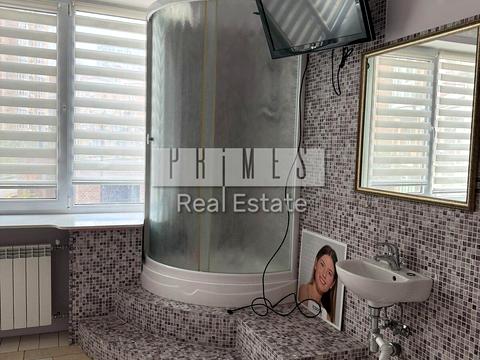 коммерческая по адресу Владимира Ивасюка просп. (Героїв Сталінграду), 4-А