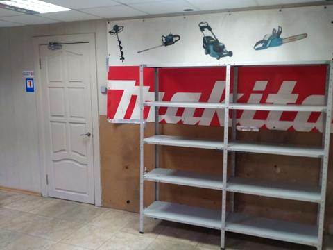 комерційна за адресою Академіка Вернадського бульв., 4