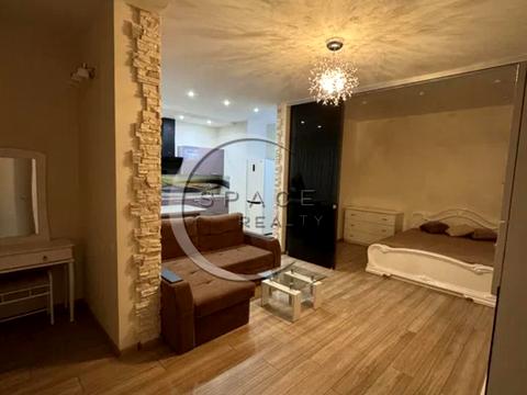 квартира за адресою Андрія Верхогляда вул. (Михайла Драгомирова), 20