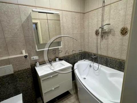 квартира за адресою Андрія Верхогляда вул. (Михайла Драгомирова), 20