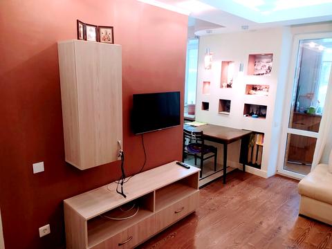 квартира за адресою Пилипа Козицького вул., 3