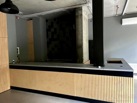 коммерческая по адресу Ісмаїла Гаспринського ул. (Сормовська), 3