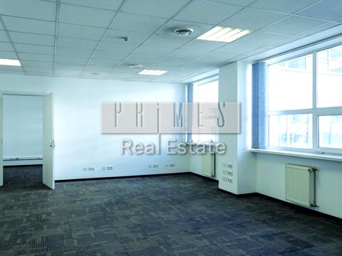 комерційна за адресою Степана Бандери просп. (Московський), 15