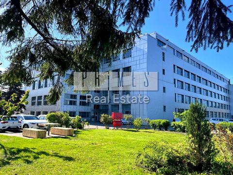 комерційна за адресою Степана Бандери просп. (Московський), 15