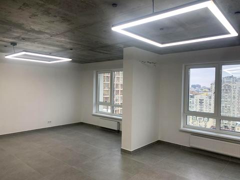 комерційна за адресою Золотоустівська вул., 27