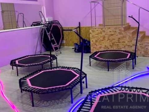 комерційна за адресою Джона Маккейна вул. (Івана Кудрі), 20-А