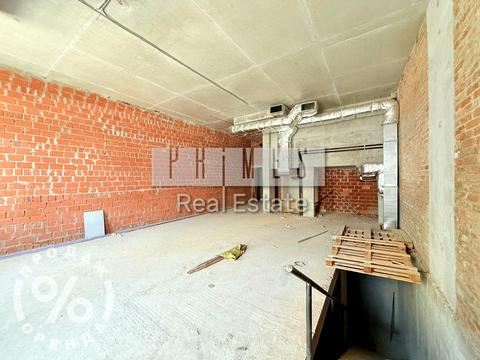 комерційна за адресою Петра Сагайдачного вул., 18