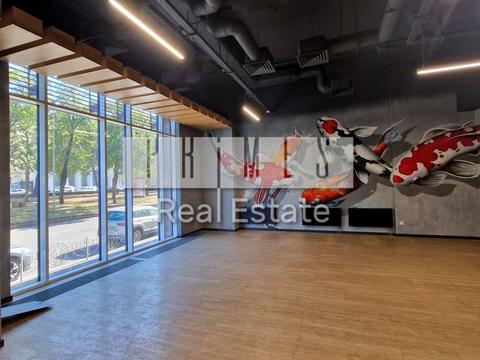 комерційна за адресою Набережно-Хрещатицька вул., 58