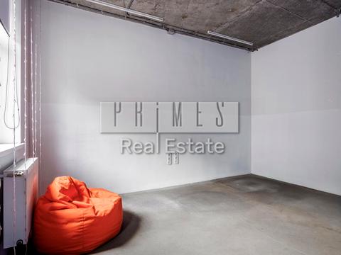 комерційна за адресою Воздвиженська вул., 51А