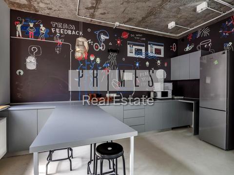 комерційна за адресою Воздвиженська вул., 51А