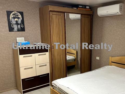 квартира за адресою Амвросія Бучми бульв., 6-В