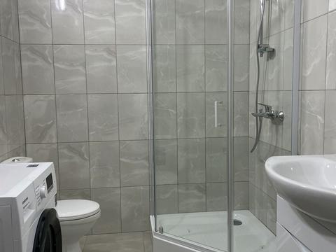 будинок за адресою с. Вишеньки, Єдності вул., 8