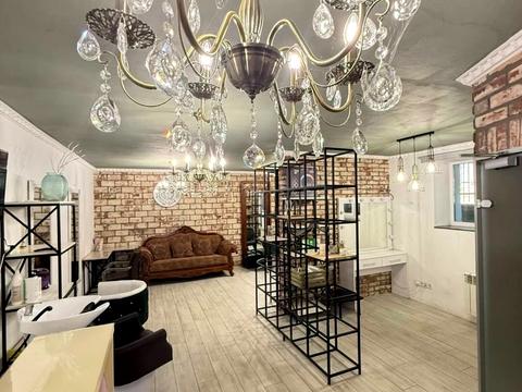 коммерческая по адресу Севастопольская ул., 1