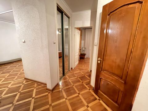 квартира за адресою Громницького вул., 4