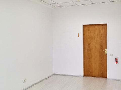 комерційна за адресою Євгена Сверстюка вул. (Марини Раскової), 17