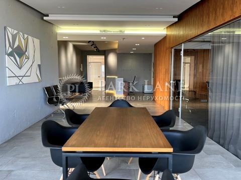 коммерческая по адресу Кловский спуск, 7