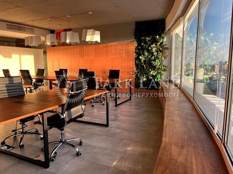 коммерческая по адресу Кловский спуск, 7