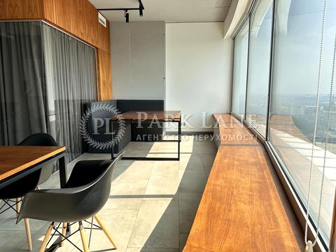 коммерческая по адресу Кловский спуск, 7