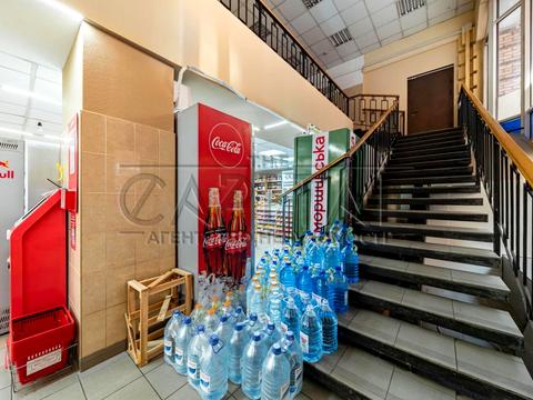 комерційна за адресою Павлівська вул., 18