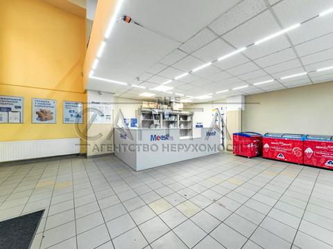 комерційна за адресою Павлівська вул., 18