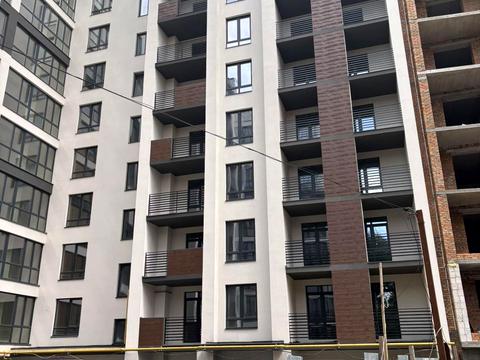 квартира за адресою Довженка вул., 4