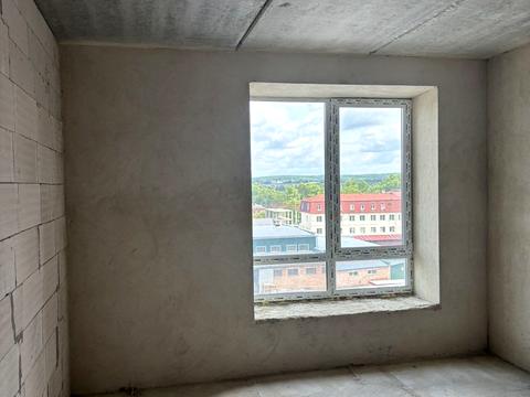 квартира за адресою Довженка вул., 4