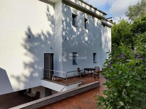 будинок за адресою Кучмин Яр