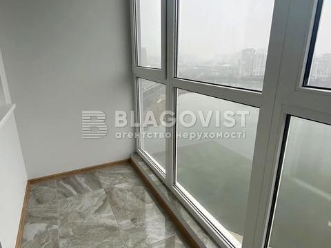 квартира по адресу Ревуцкого ул., 40-Г