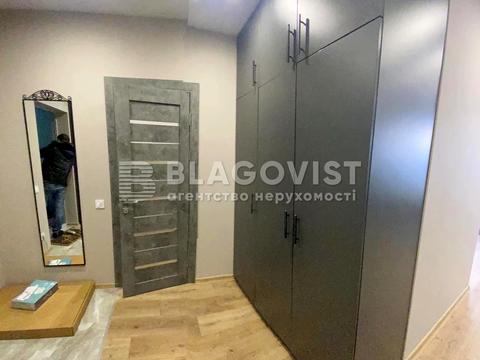 квартира по адресу Ревуцкого ул., 40-Г