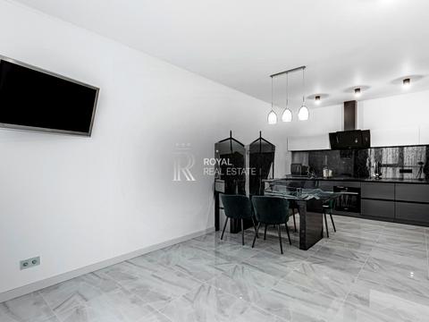 квартира за адресою Андрія Верхогляда вул. (Михайла Драгомирова), 4-Б