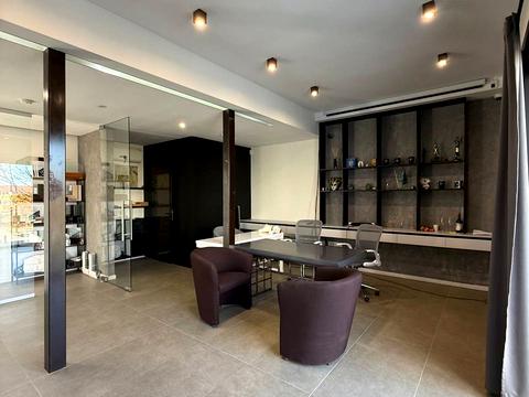 коммерческая по адресу 8-го Марта ул., 3-А