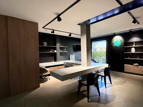 коммерческая по адресу 8-го Марта ул., 3-А