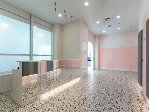 коммерческая по адресу Андрея Верхогляда ул. (Михайла Драгомирова), 18-А