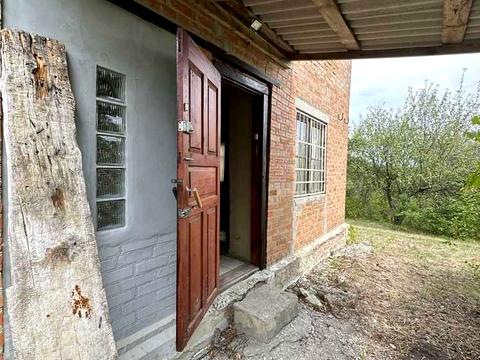 дом по адресу центральна