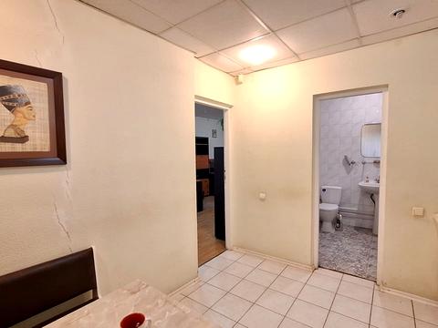 комерційна за адресою Шевченка вул., 18