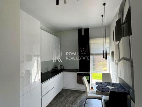 дом по адресу Широкая ул.